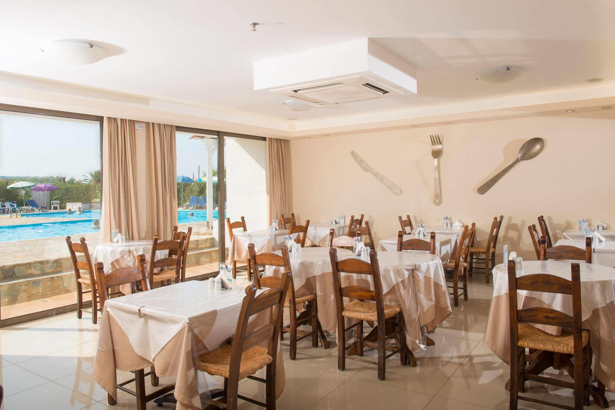 Oasis Beach Hotel - Adults Only Anissaras Exterior photo